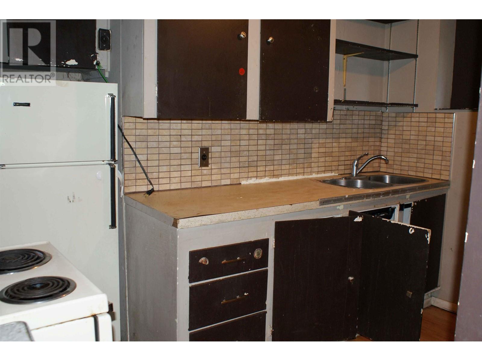 240 E 20th Avenue, Vancouver, British Columbia  V5V 1M1 - Photo 9 - R2796168