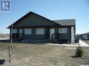 3 201 Carlyle Avenue, Carlyle, Saskatchewan  S0C 0R0 - Photo 2 - SK937200