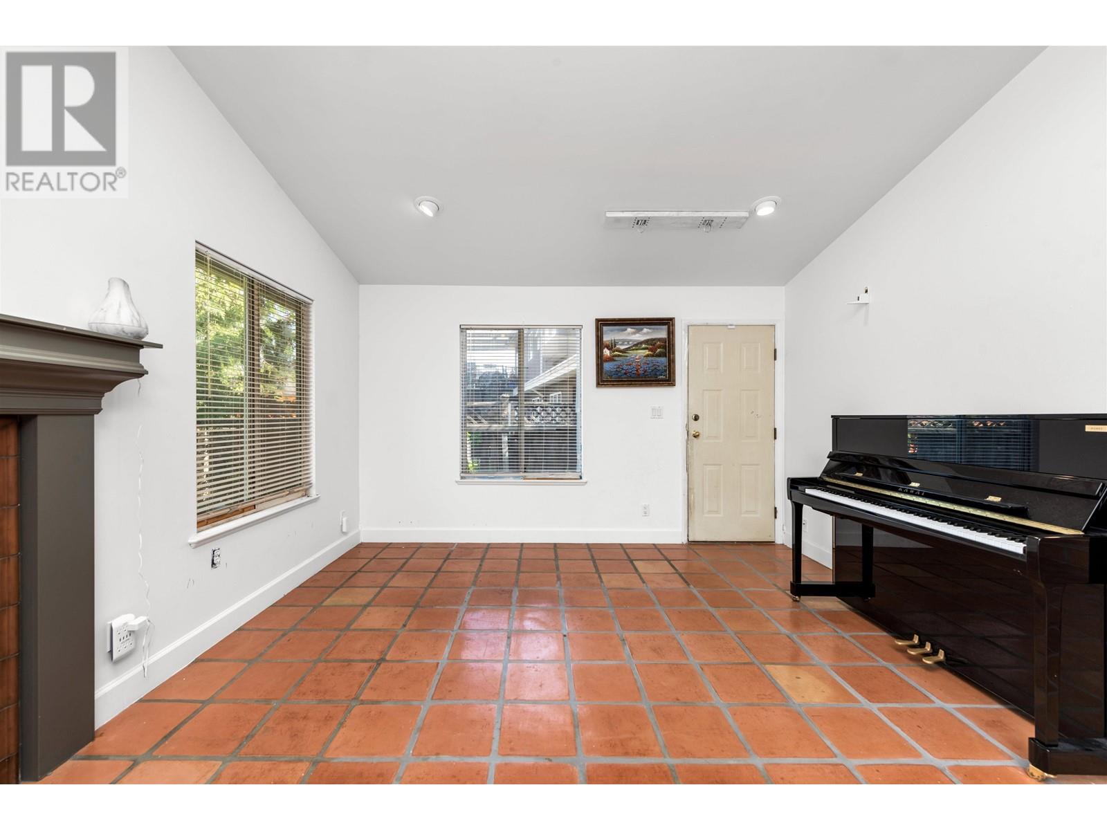 10320 Aragon Road, Richmond, British Columbia  V7A 3E7 - Photo 18 - R2796373