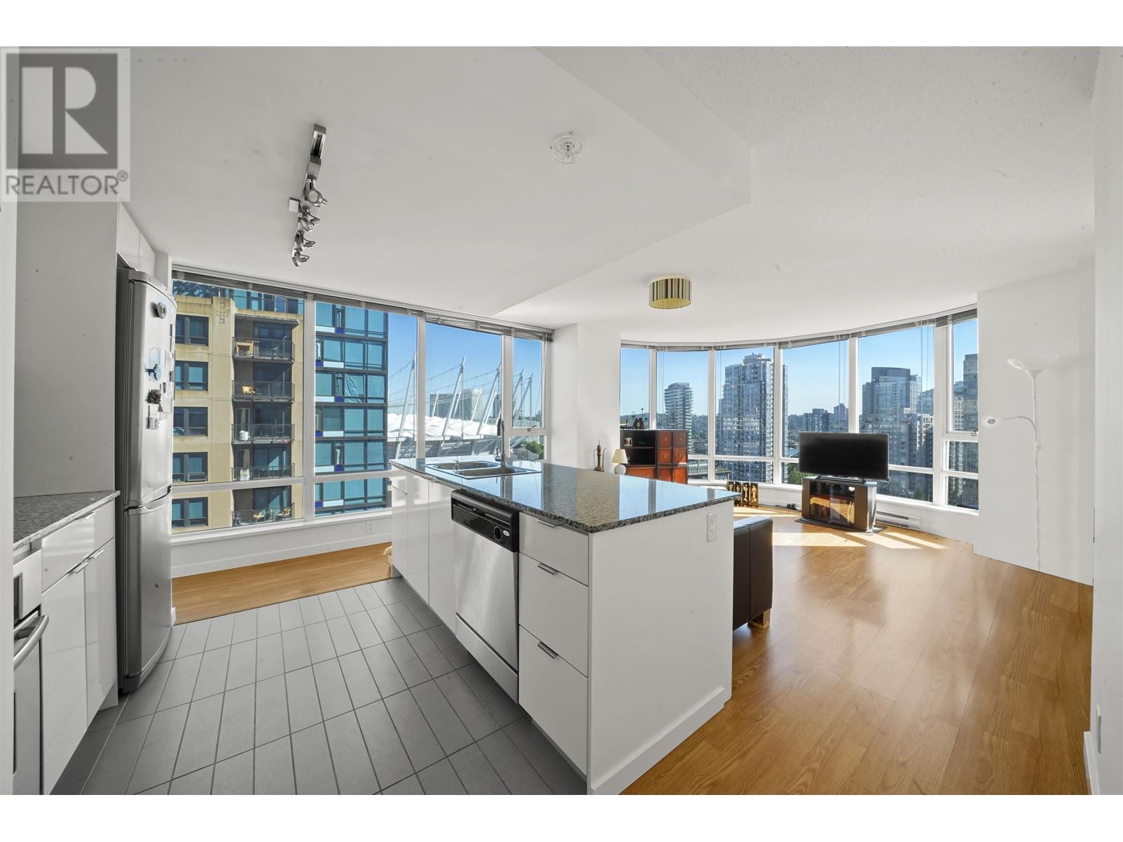 1807 233 ROBSON STREET, vancouver, British Columbia