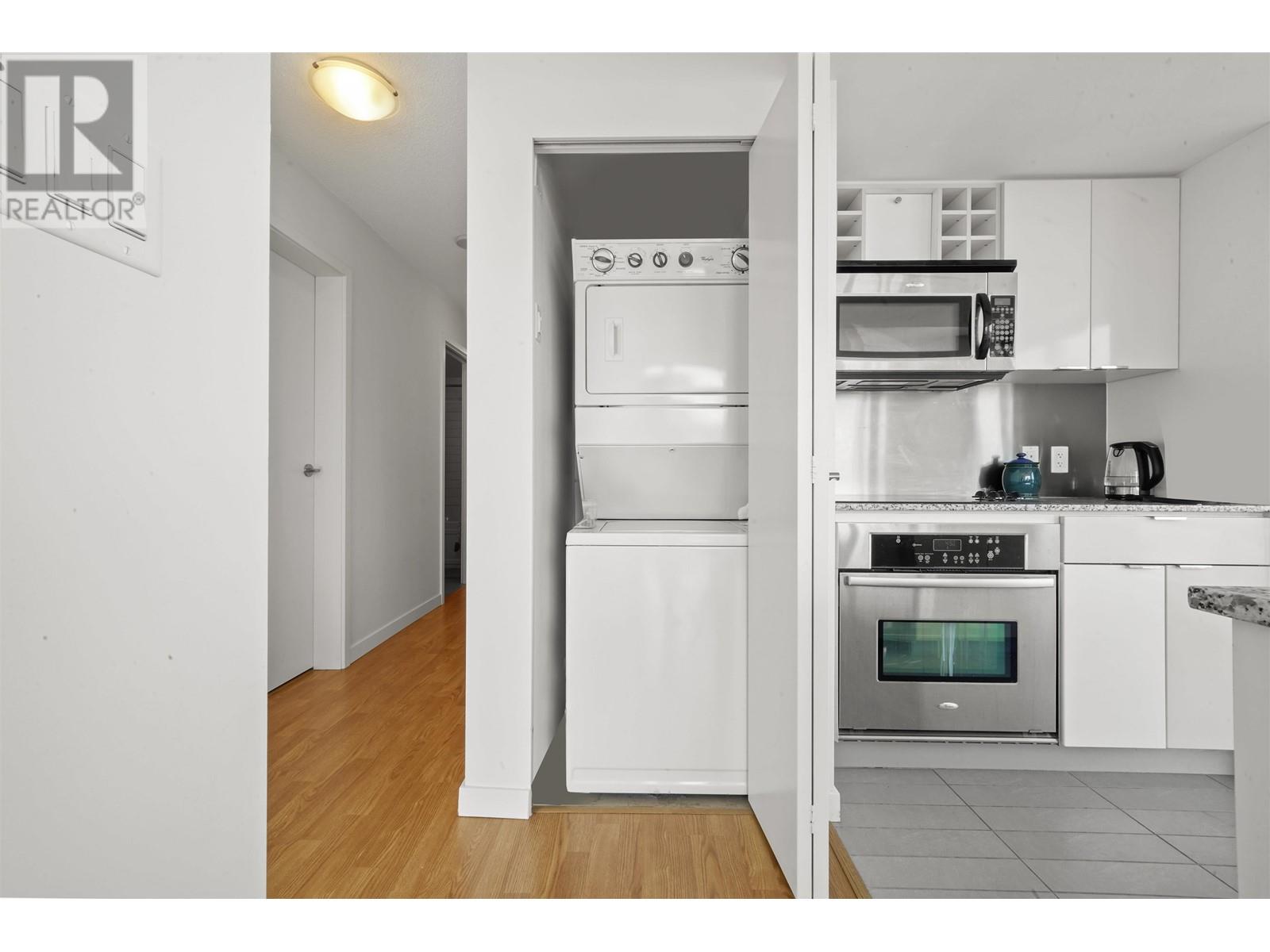 1807 233 Robson Street, Vancouver, British Columbia  V6B 0E8 - Photo 10 - R2796519