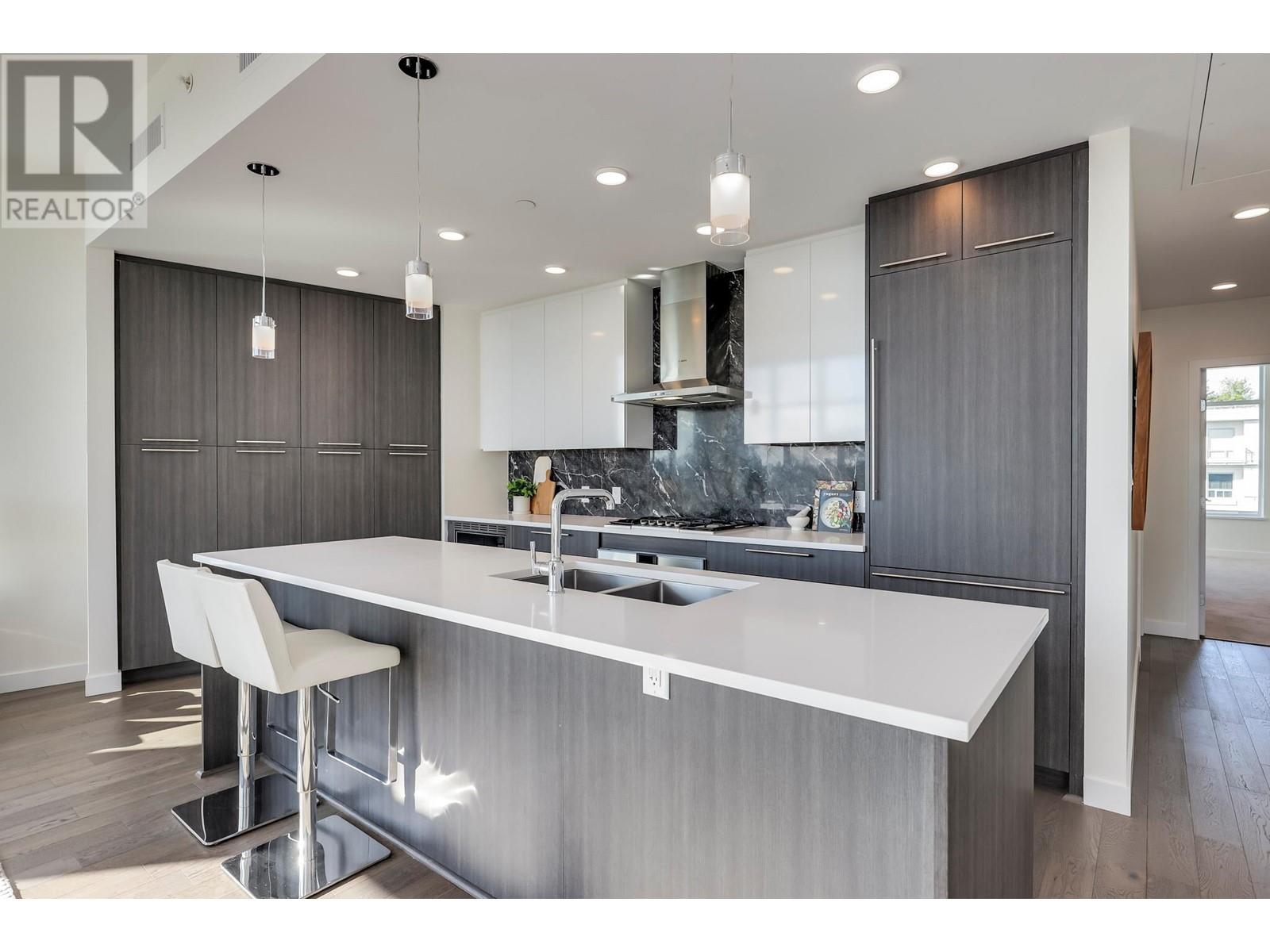 602 5077 Cambie Street, Vancouver, British Columbia  V5Z 0H7 - Photo 2 - R2795229