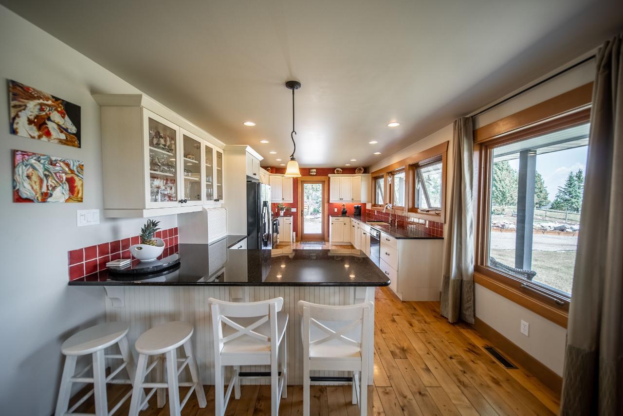 9656 Clearview Road, Cranbrook, British Columbia  V1C 7E2 - Photo 12 - 2472069