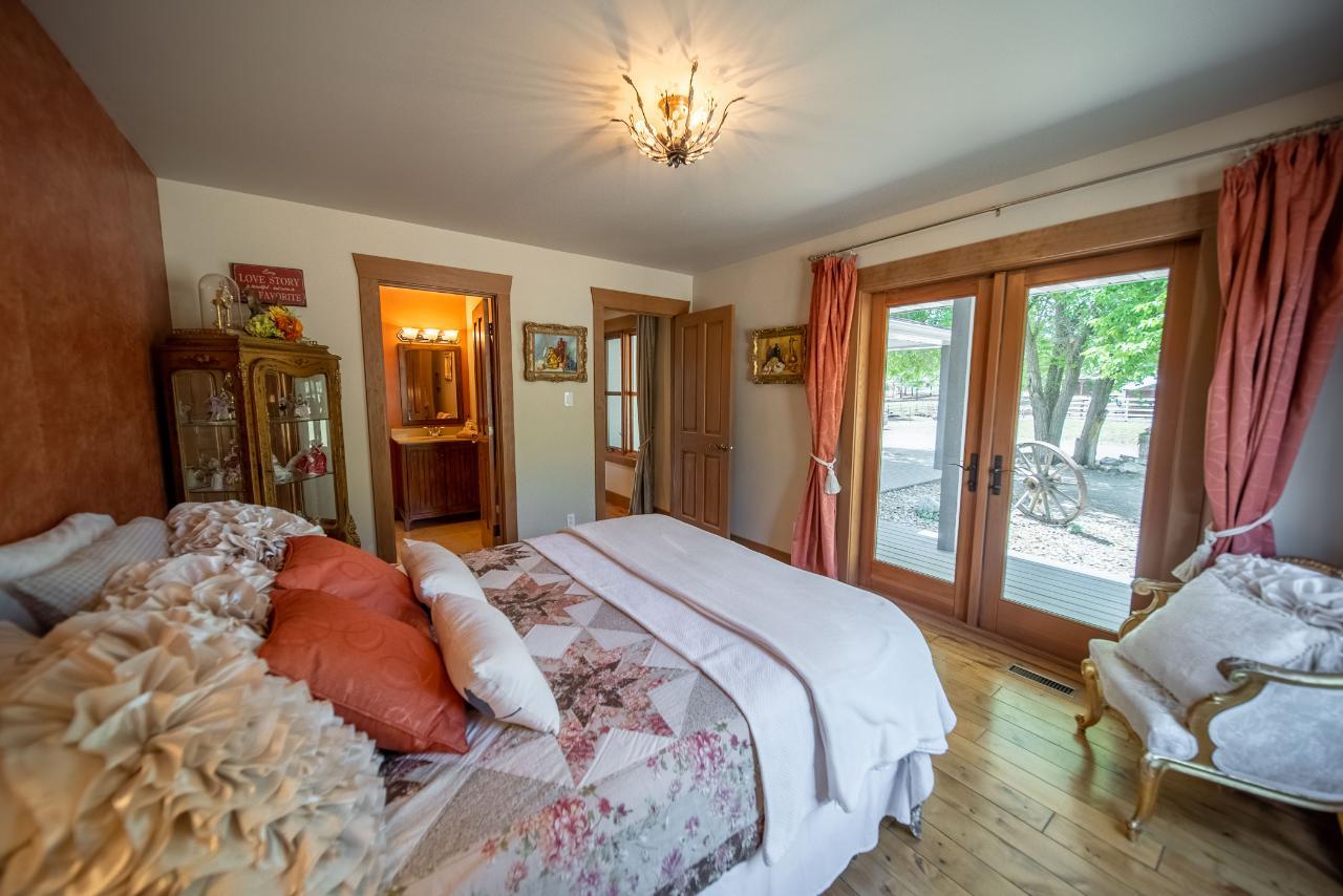 9656 Clearview Road, Cranbrook, British Columbia  V1C 7E2 - Photo 27 - 2472069