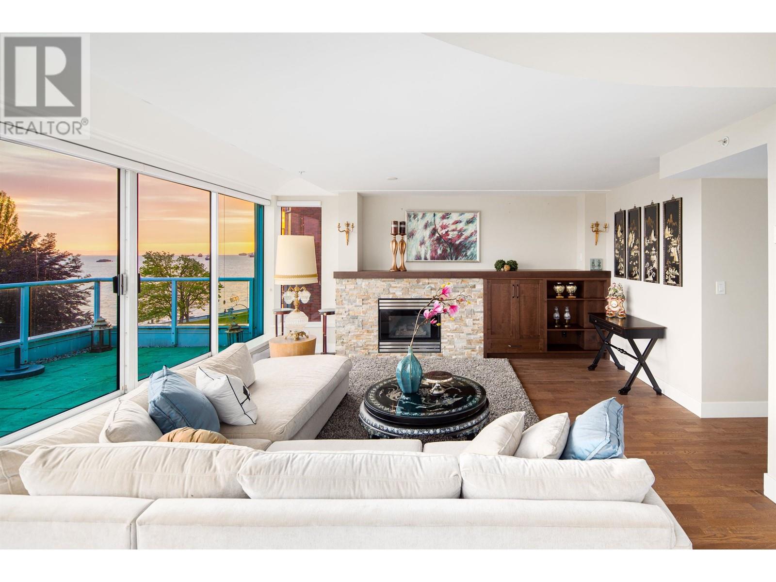 Ph 1403 Beach Avenue, Vancouver, British Columbia  V6G 1Y3 - Photo 7 - R2796687