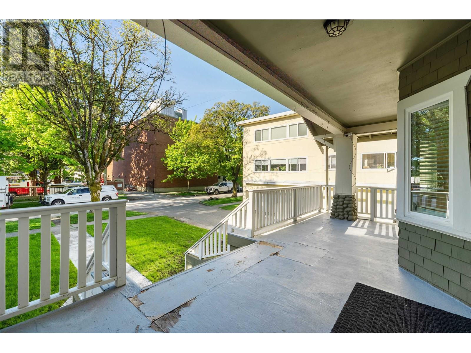 2085 W 45th Avenue, Vancouver, British Columbia  V6M 2H8 - Photo 24 - R2796821