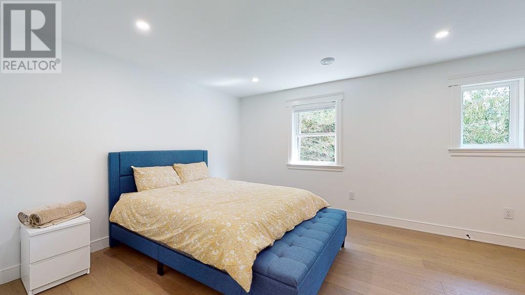 1102 Largo Road, Roberts Creek, British Columbia  V0N 2W2 - Photo 12 - R2788854