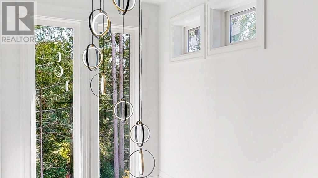 1102 Largo Road, Roberts Creek, British Columbia  V0N 2W2 - Photo 17 - R2788854