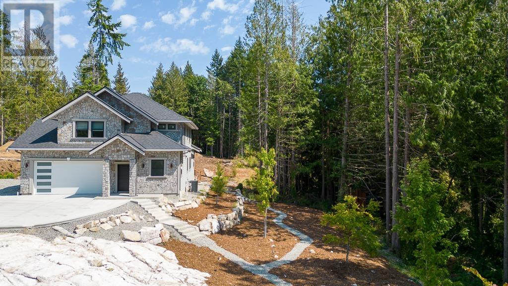 1102 Largo Road, Roberts Creek, British Columbia  V0N 2W2 - Photo 6 - R2788854