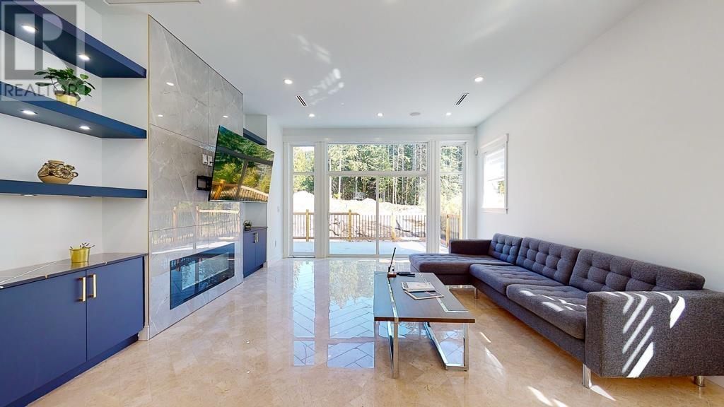 1102 Largo Road, Roberts Creek, British Columbia  V0N 2W2 - Photo 27 - R2788854