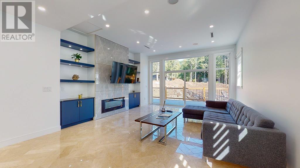 1102 Largo Road, Roberts Creek, British Columbia  V0N 2W2 - Photo 28 - R2788854