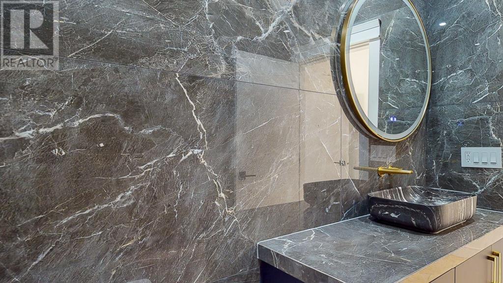 1102 Largo Road, Roberts Creek, British Columbia  V0N 2W2 - Photo 33 - R2788854