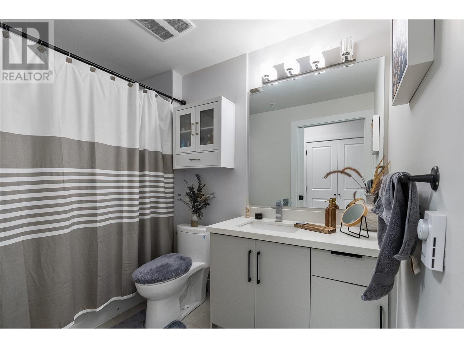 2303 Clarke Street, Port Moody, British Columbia  V3H 0M6 - Photo 11 - R2797072