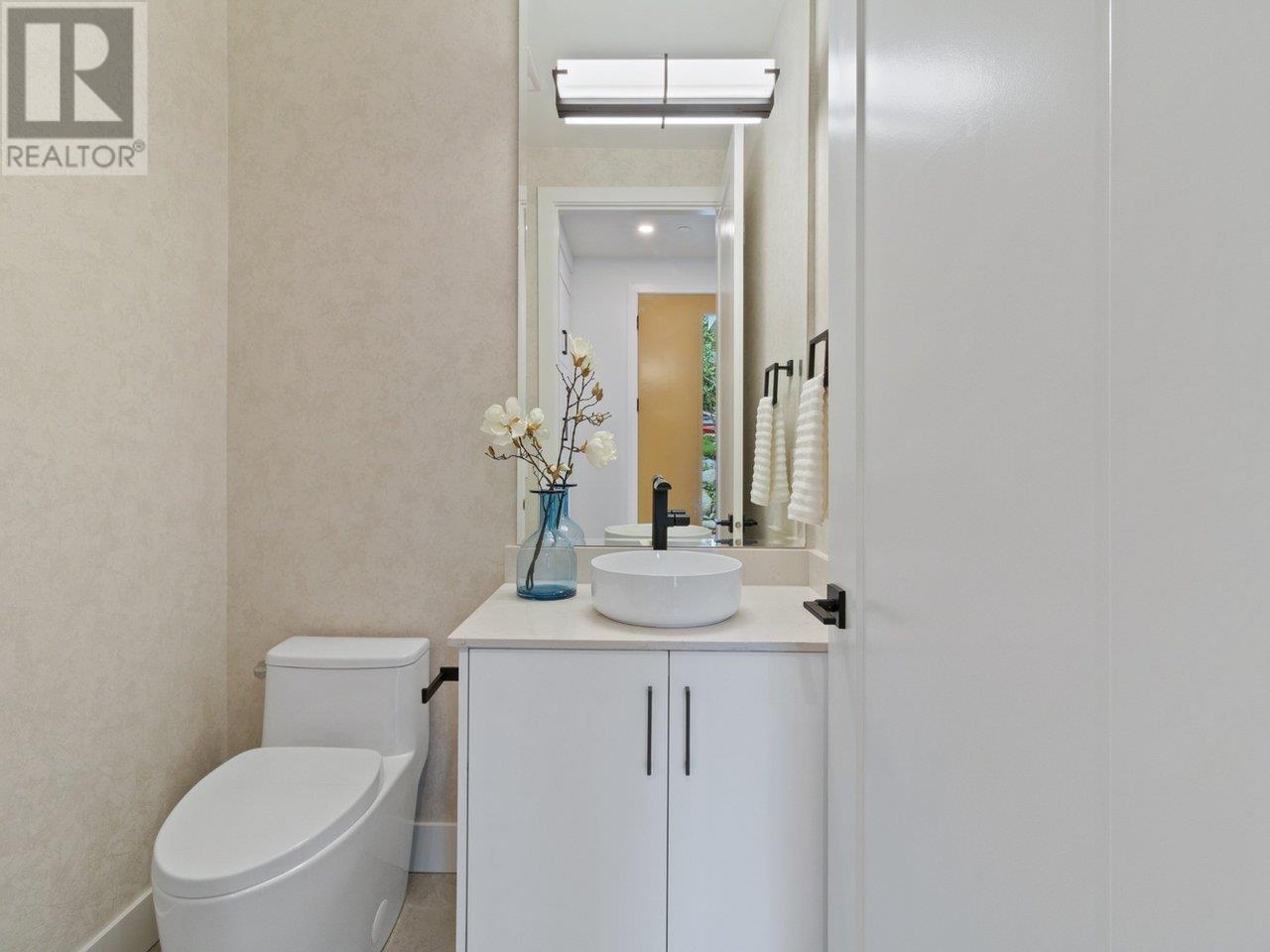 1207 W 16th Avenue, Vancouver, British Columbia  V6H 1S8 - Photo 15 - R2797163