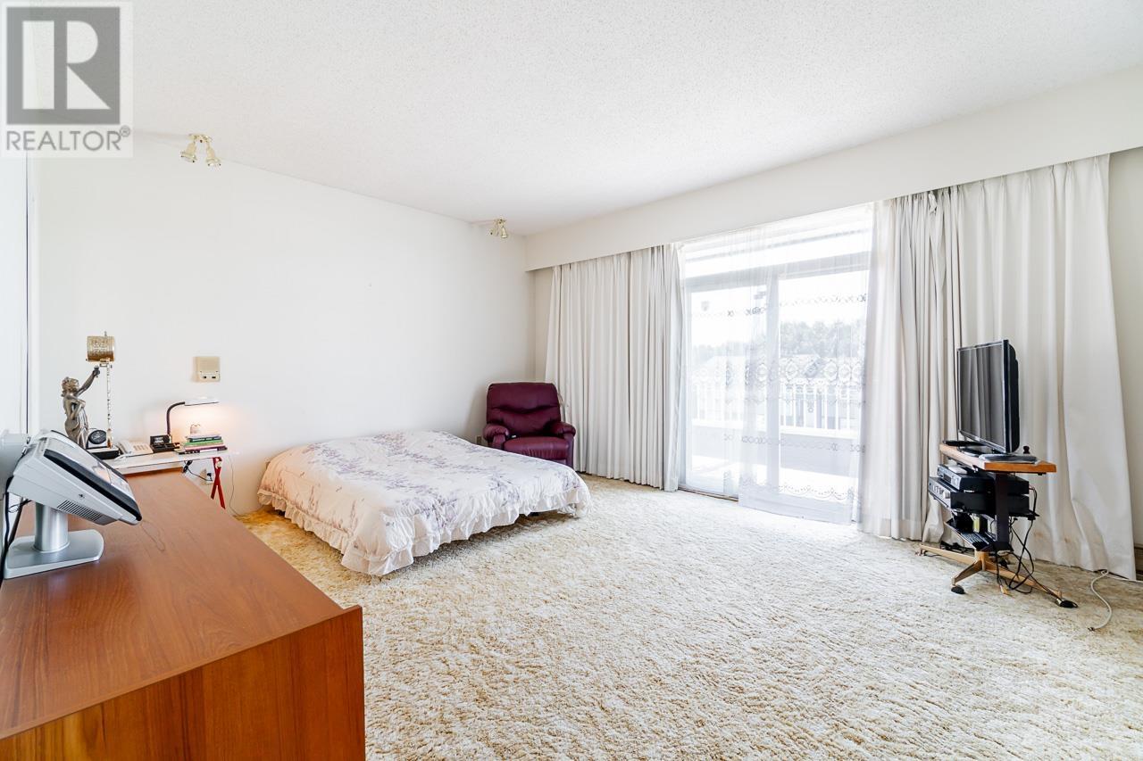 7253 Queenston Court, Burnaby, British Columbia  V5A 3M5 - Photo 17 - R2797154