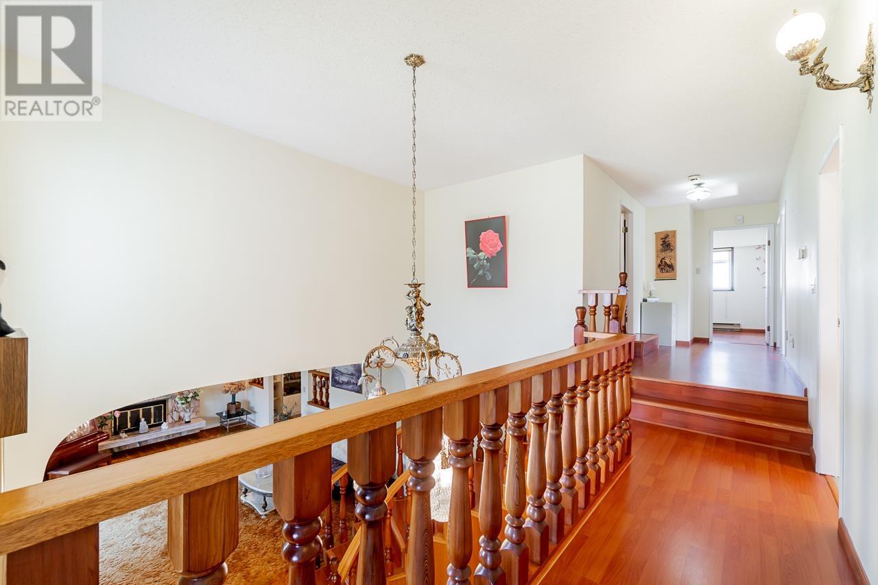 7253 Queenston Court, Burnaby, British Columbia  V5A 3M5 - Photo 24 - R2797154