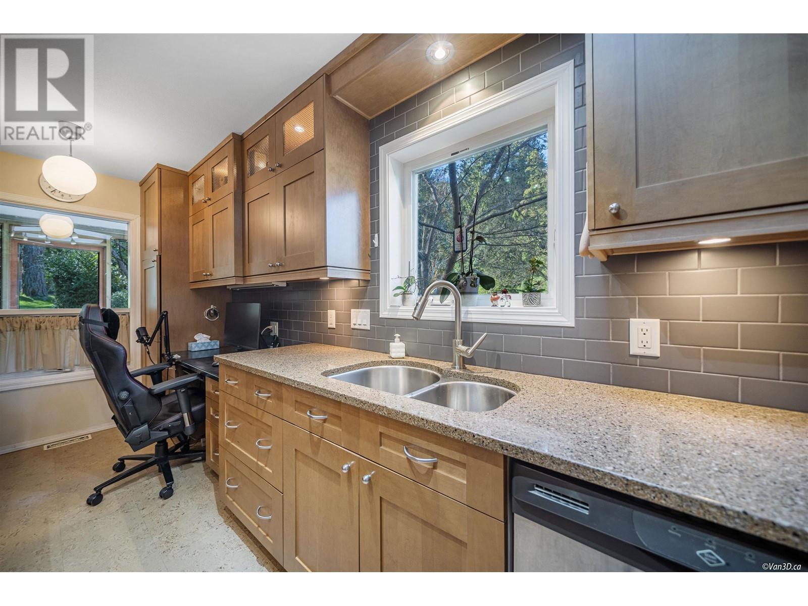 1305 Chevy Chase Lane, Bowen Island, British Columbia  V0N 1G1 - Photo 13 - R2796856