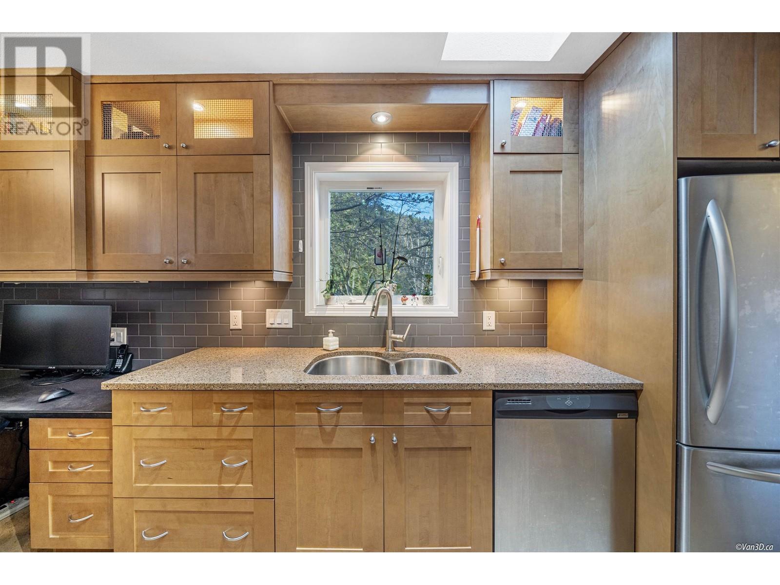 1305 Chevy Chase Lane, Bowen Island, British Columbia  V0N 1G1 - Photo 10 - R2796856