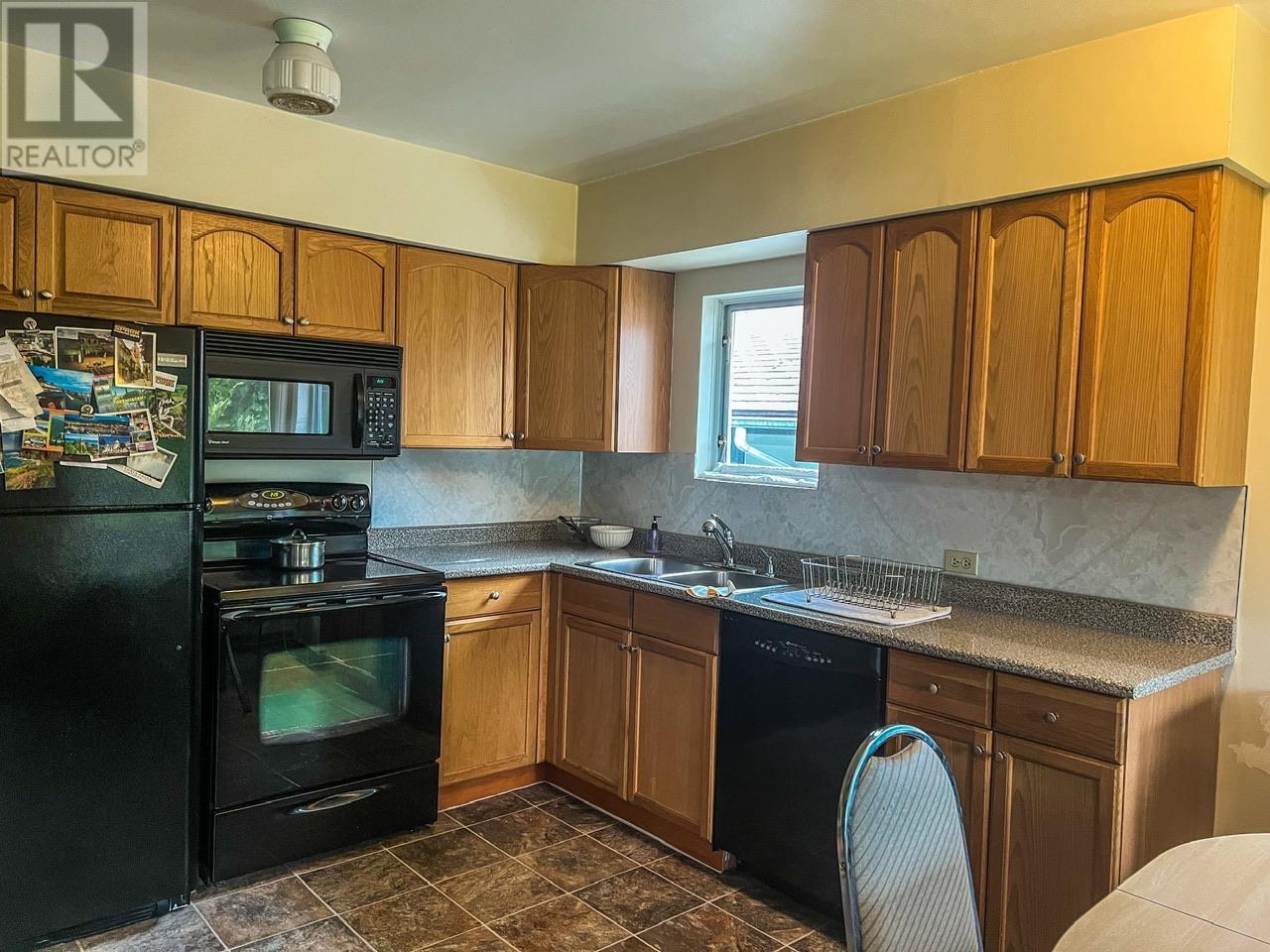 7475 Knight Street, Vancouver, British Columbia  V5P 2X1 - Photo 2 - R2797319