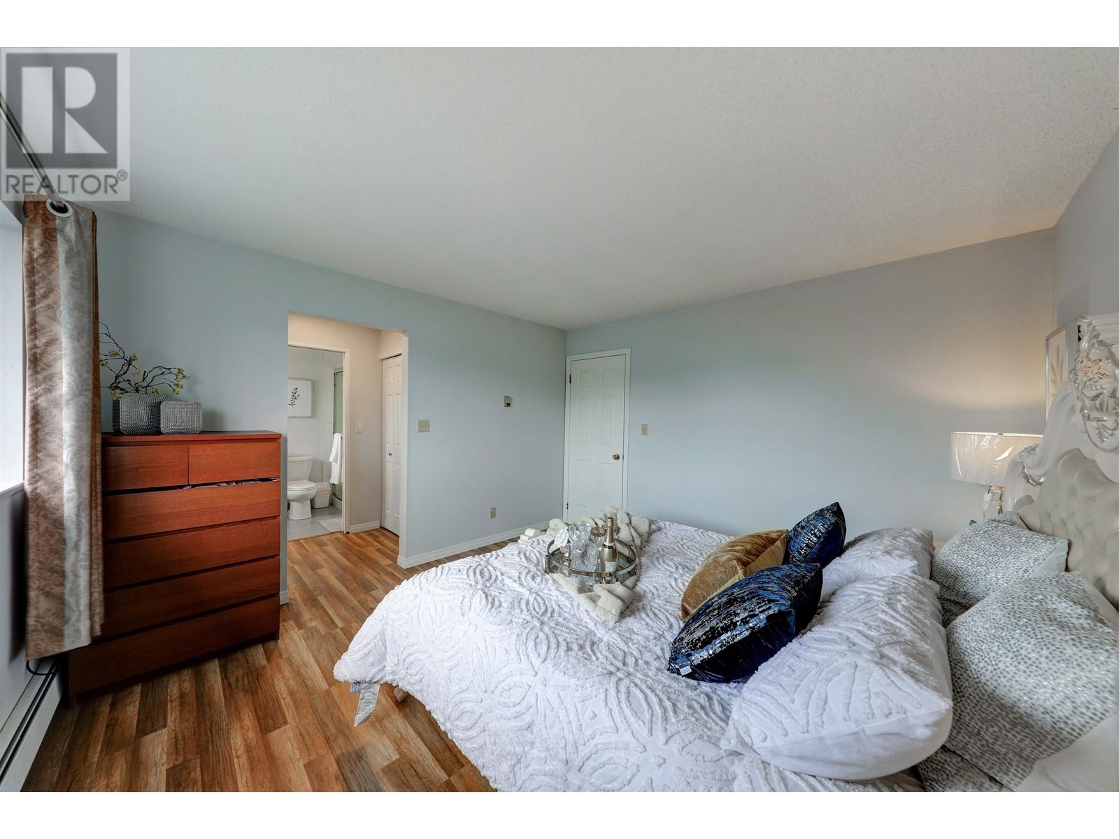 9040 Desmond Road, Richmond, British Columbia  V7E 1P8 - Photo 9 - R2797343