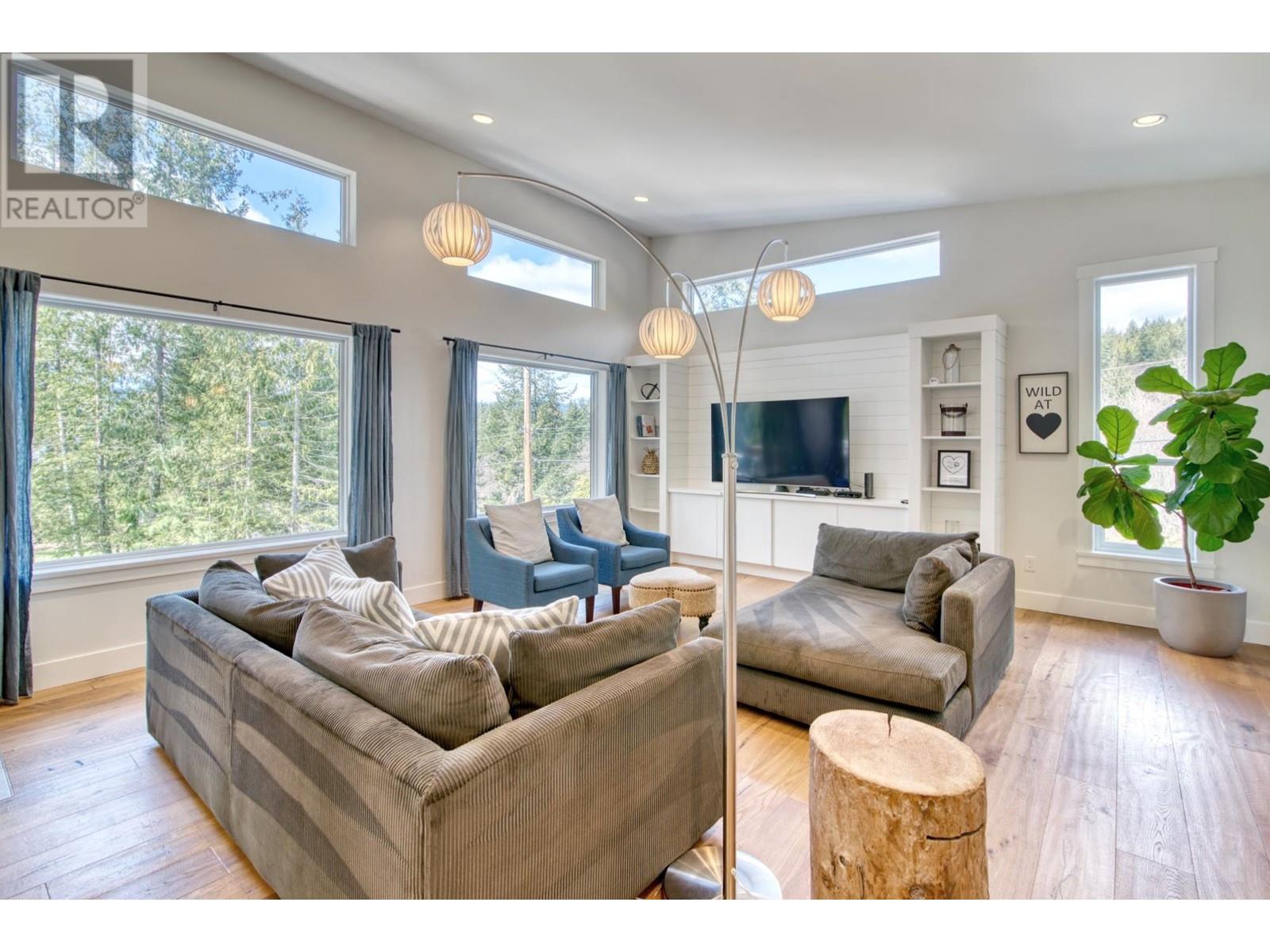 6290 Sechelt Inlet Road, Sechelt, British Columbia  V7Z 0L3 - Photo 6 - R2797167