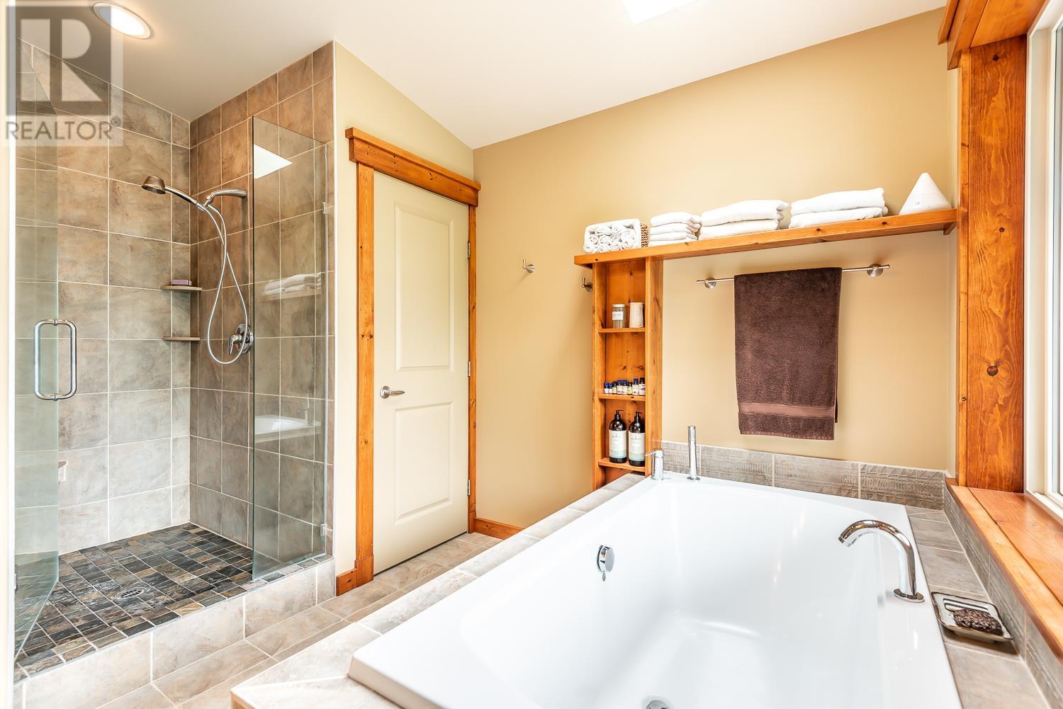 1011 Panorama Place, Squamish, British Columbia  V8B 0B8 - Photo 16 - R2795750