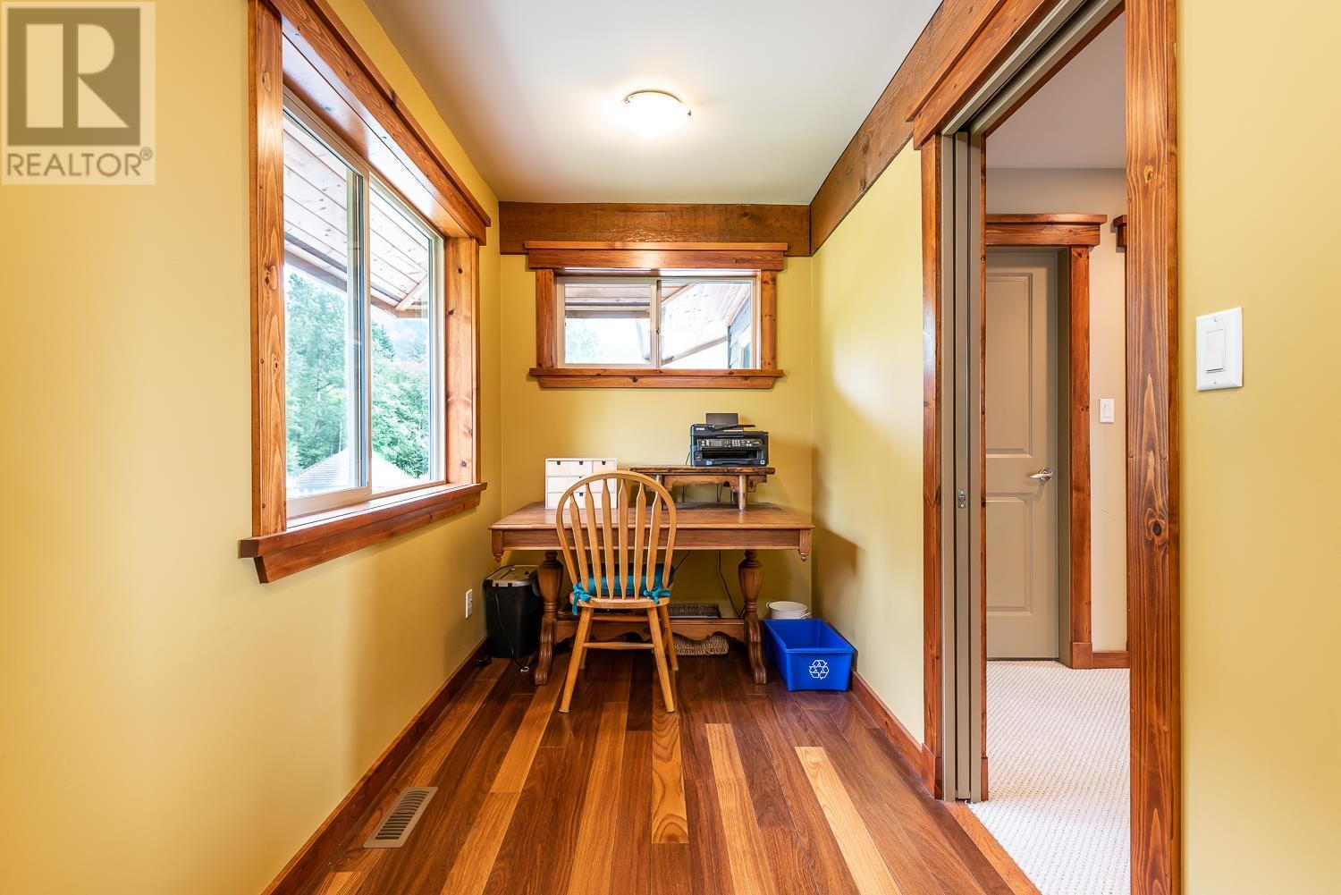 1011 Panorama Place, Squamish, British Columbia  V8B 0B8 - Photo 18 - R2795750