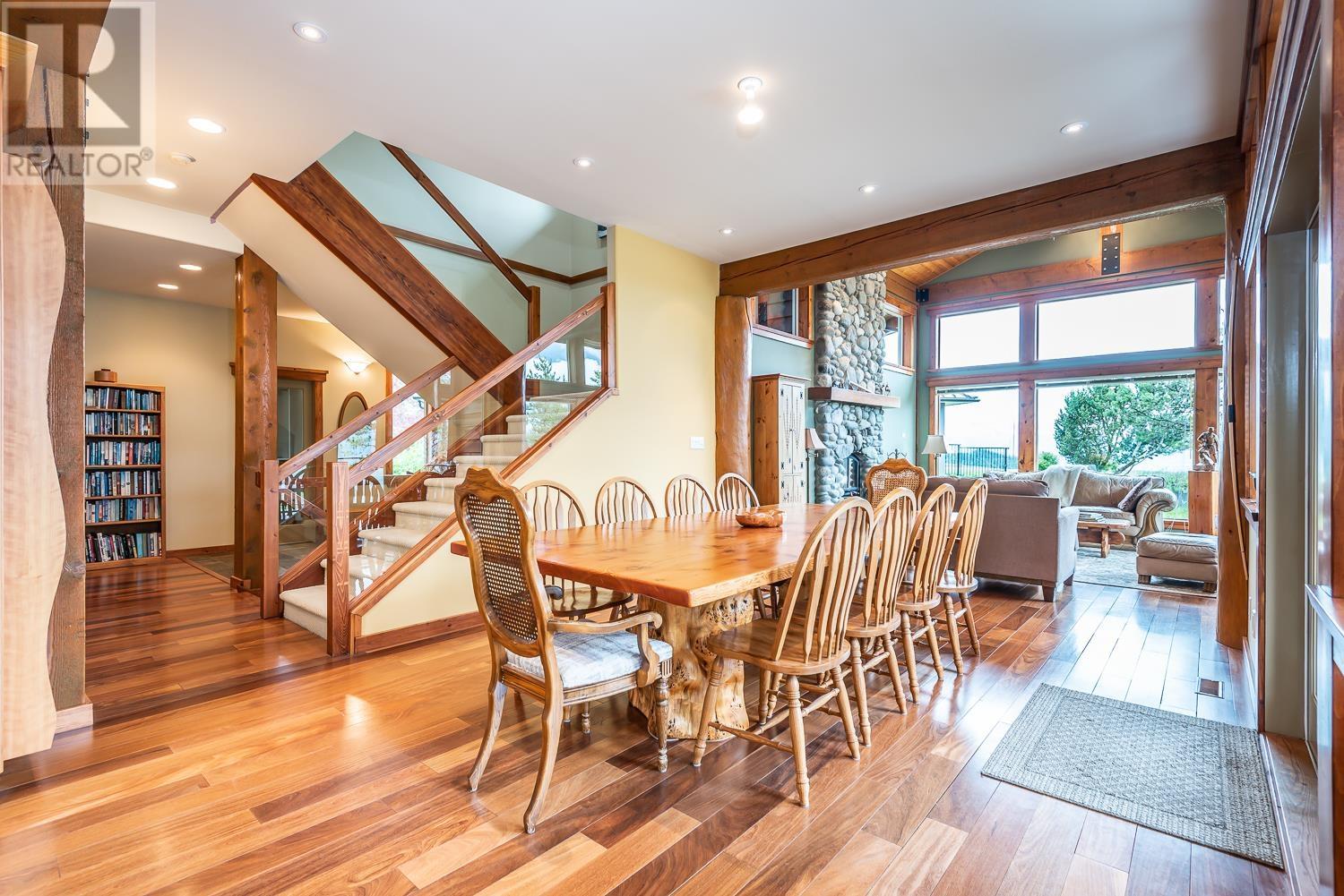 1011 Panorama Place, Squamish, British Columbia  V8B 0B8 - Photo 8 - R2795750