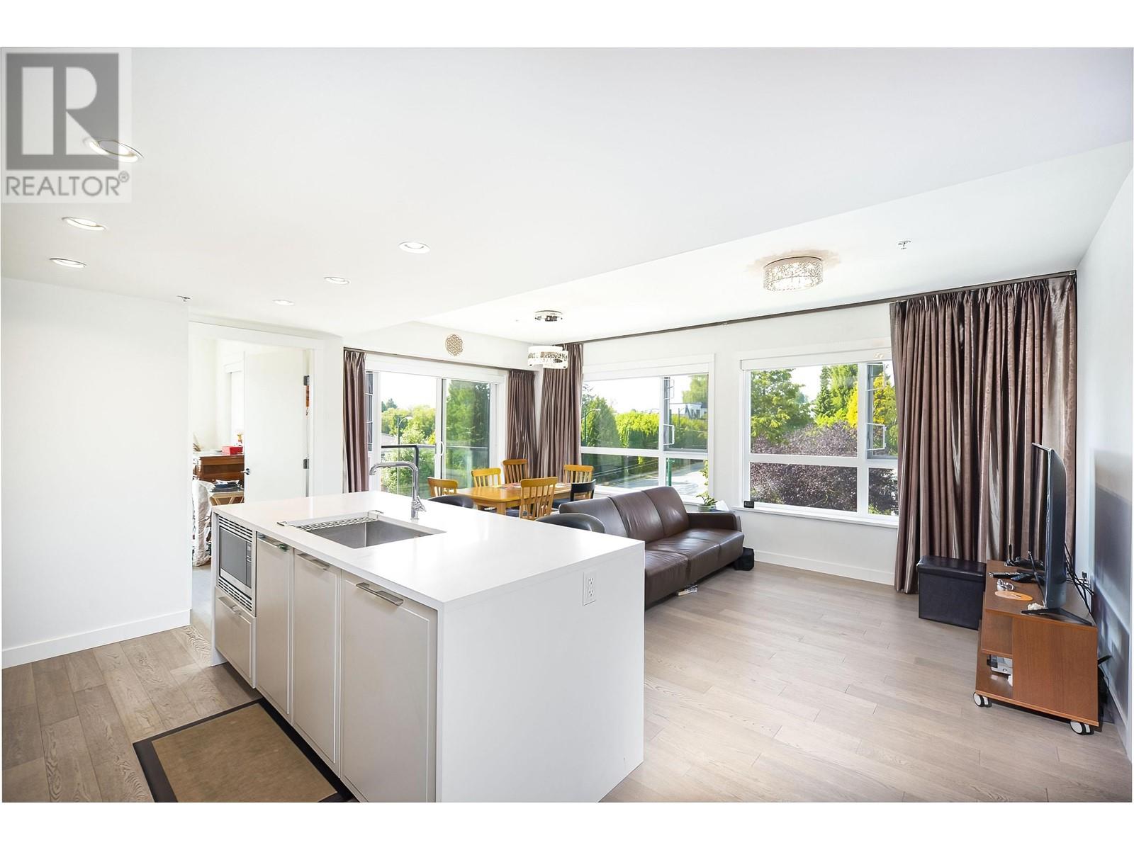 306 7828 Granville Street, Vancouver, British Columbia  V6P 4Z2 - Photo 12 - R2797310