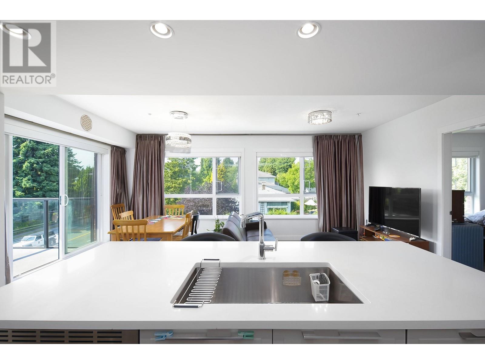 306 7828 Granville Street, Vancouver, British Columbia  V6P 4Z2 - Photo 9 - R2797310