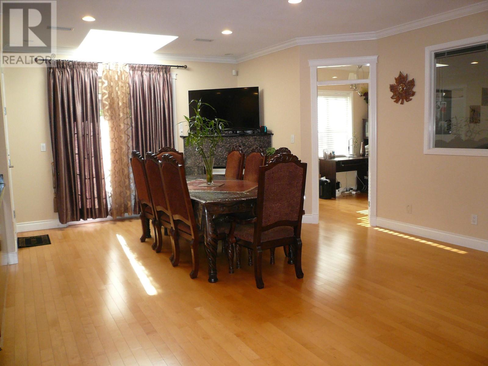 8851 Fairdell Crescent, Richmond, British Columbia  V7C 1W5 - Photo 7 - R2796801