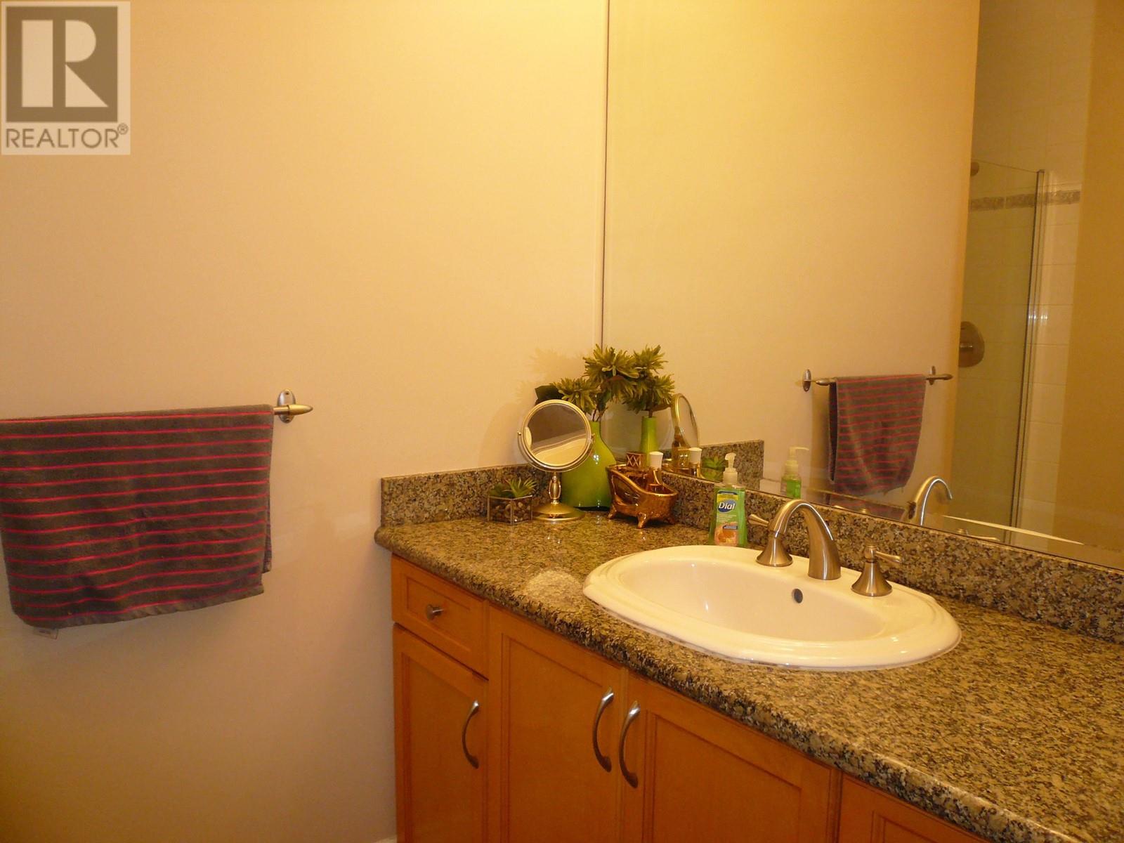 8851 Fairdell Crescent, Richmond, British Columbia  V7C 1W5 - Photo 12 - R2796801