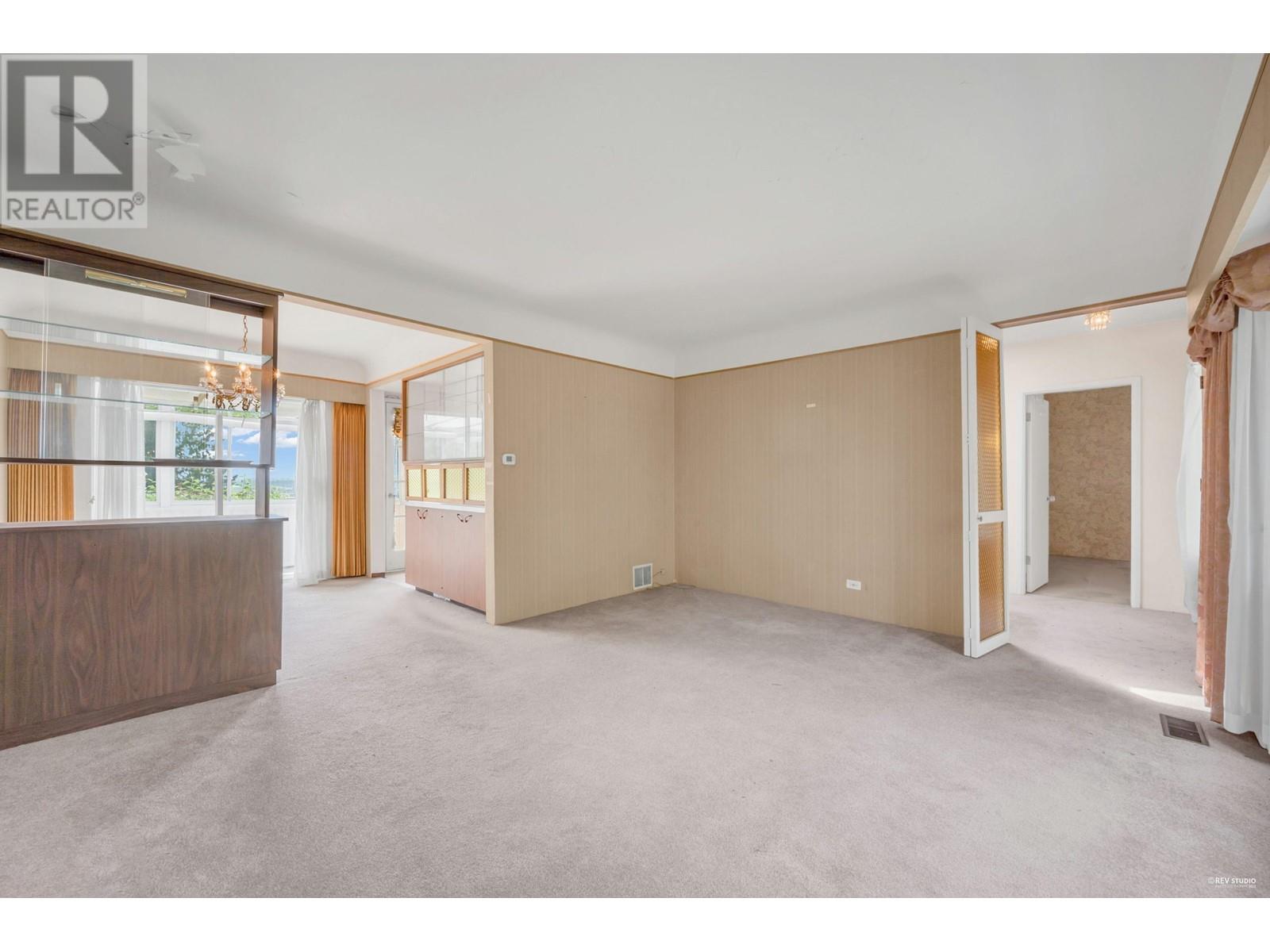 5350 Patrick Street, Burnaby, British Columbia  V5J 3B3 - Photo 7 - R2797336