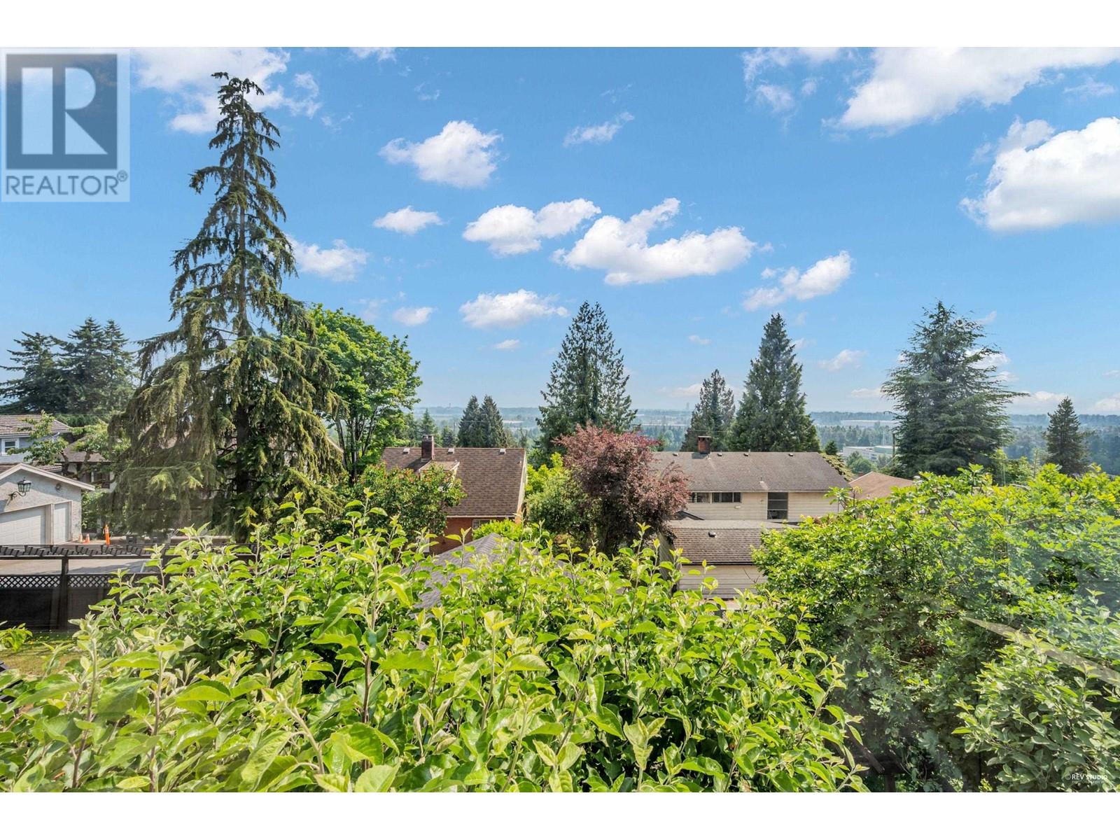 5350 Patrick Street, Burnaby, British Columbia  V5J 3B3 - Photo 2 - R2797336