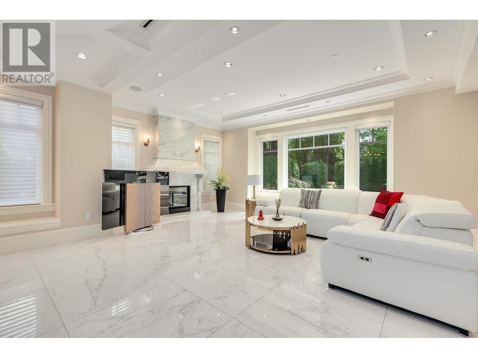 1335 W 26th Avenue, Vancouver, British Columbia  V6H 2B2 - Photo 4 - R2797337