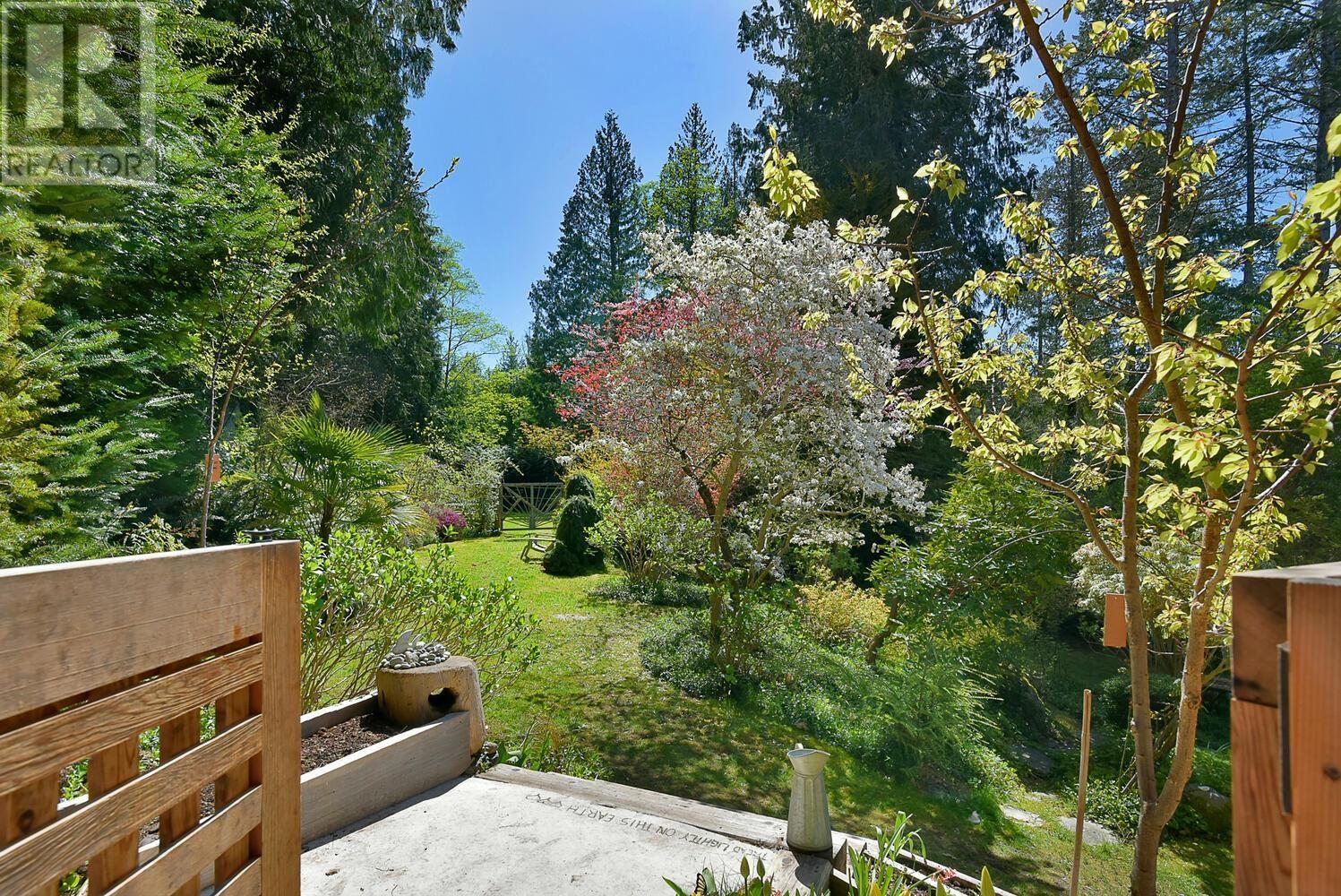 4509 Pollock Road, Madeira Park, British Columbia  V0N 2H1 - Photo 24 - R2797526