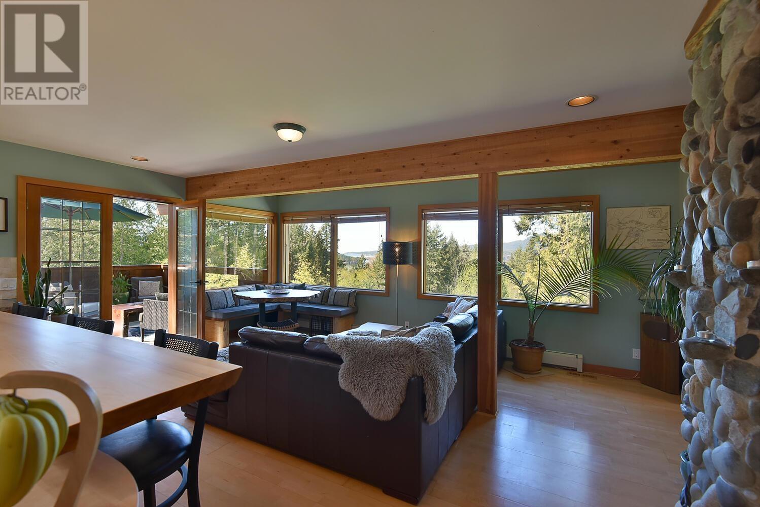 4509 Pollock Road, Madeira Park, British Columbia  V0N 2H1 - Photo 1 - R2797526