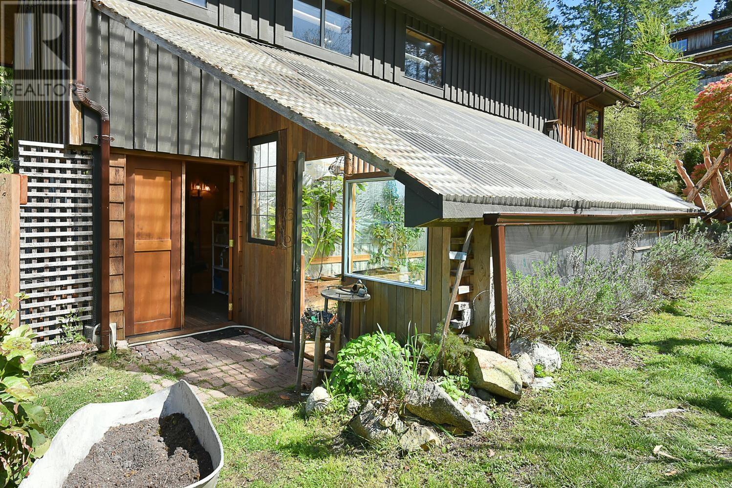 4509 Pollock Road, Madeira Park, British Columbia  V0N 2H1 - Photo 39 - R2797526