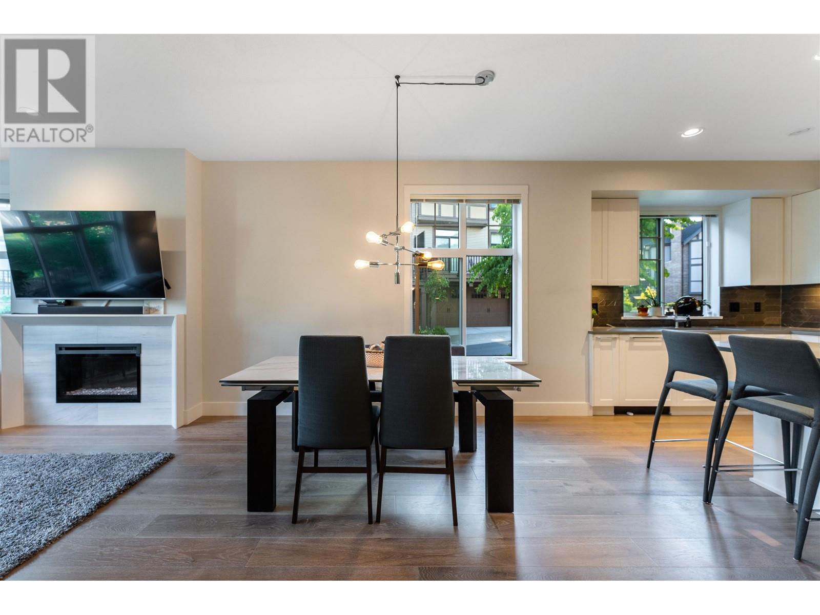 9 3306 Princeton Avenue, Coquitlam, British Columbia  V3E 0M9 - Photo 11 - R2797767