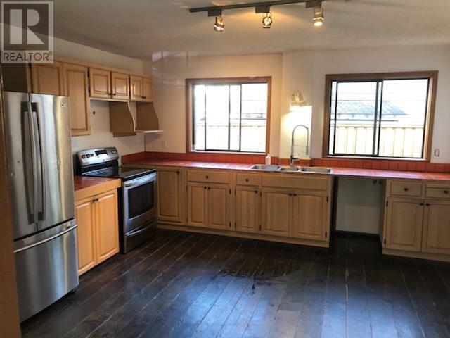 24035 Fern Crescent, Maple Ridge, British Columbia  V4R 2S1 - Photo 5 - R2775885