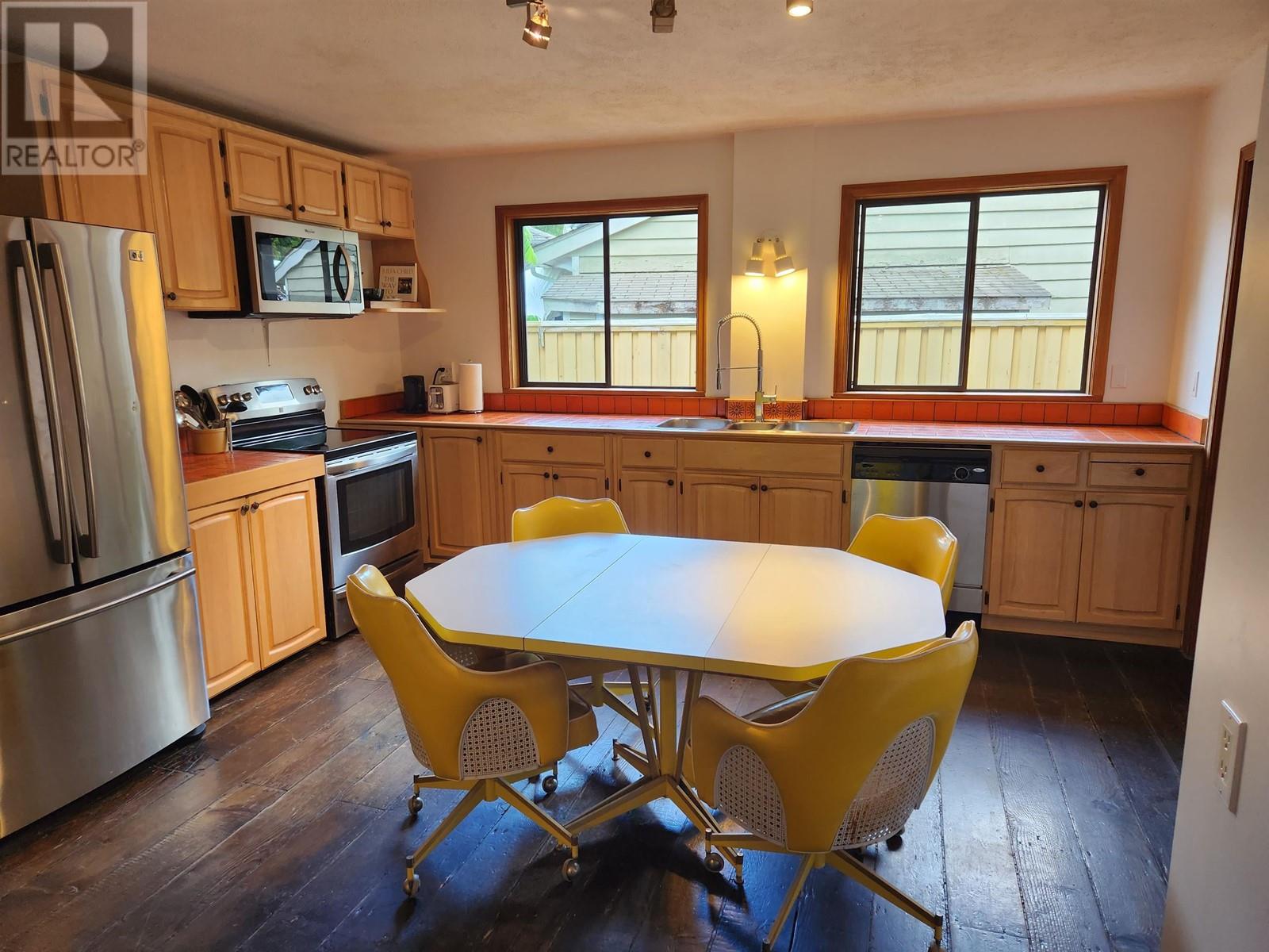 24035 Fern Crescent, Maple Ridge, British Columbia  V4R 2S1 - Photo 4 - R2775885