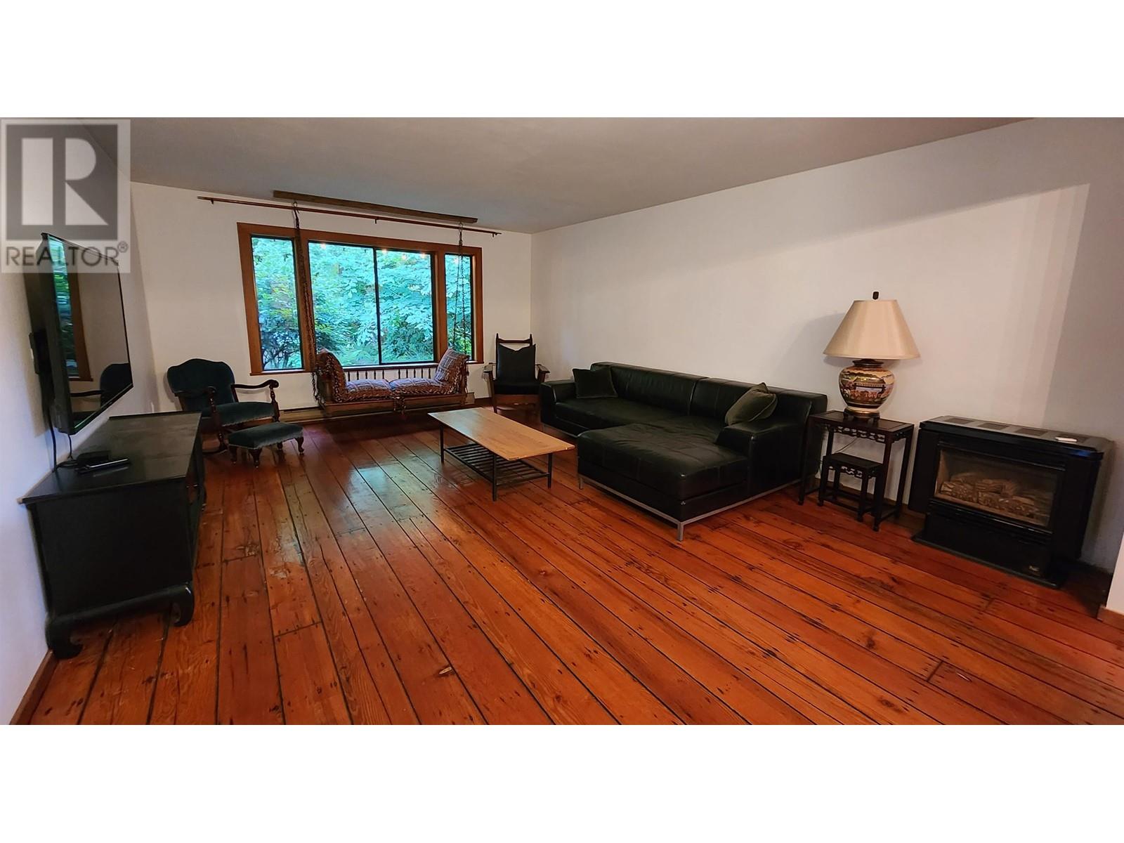 24035 Fern Crescent, Maple Ridge, British Columbia  V4R 2S1 - Photo 8 - R2775885