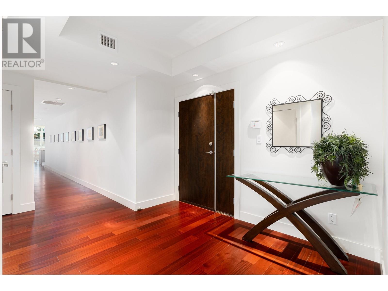 602 6080 Iona Drive, Vancouver, British Columbia  V6T 0A4 - Photo 4 - R2796590