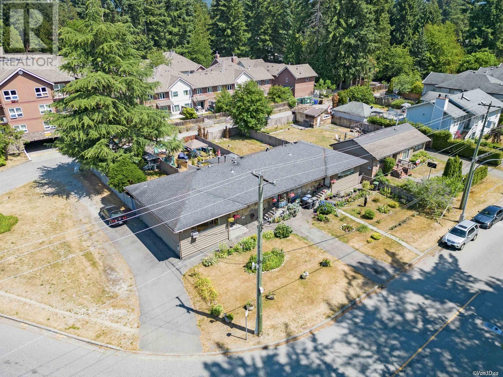 2751 Kitchener Avenue, Port Coquitlam, British Columbia  V3B 2B7 - Photo 2 - R2795931