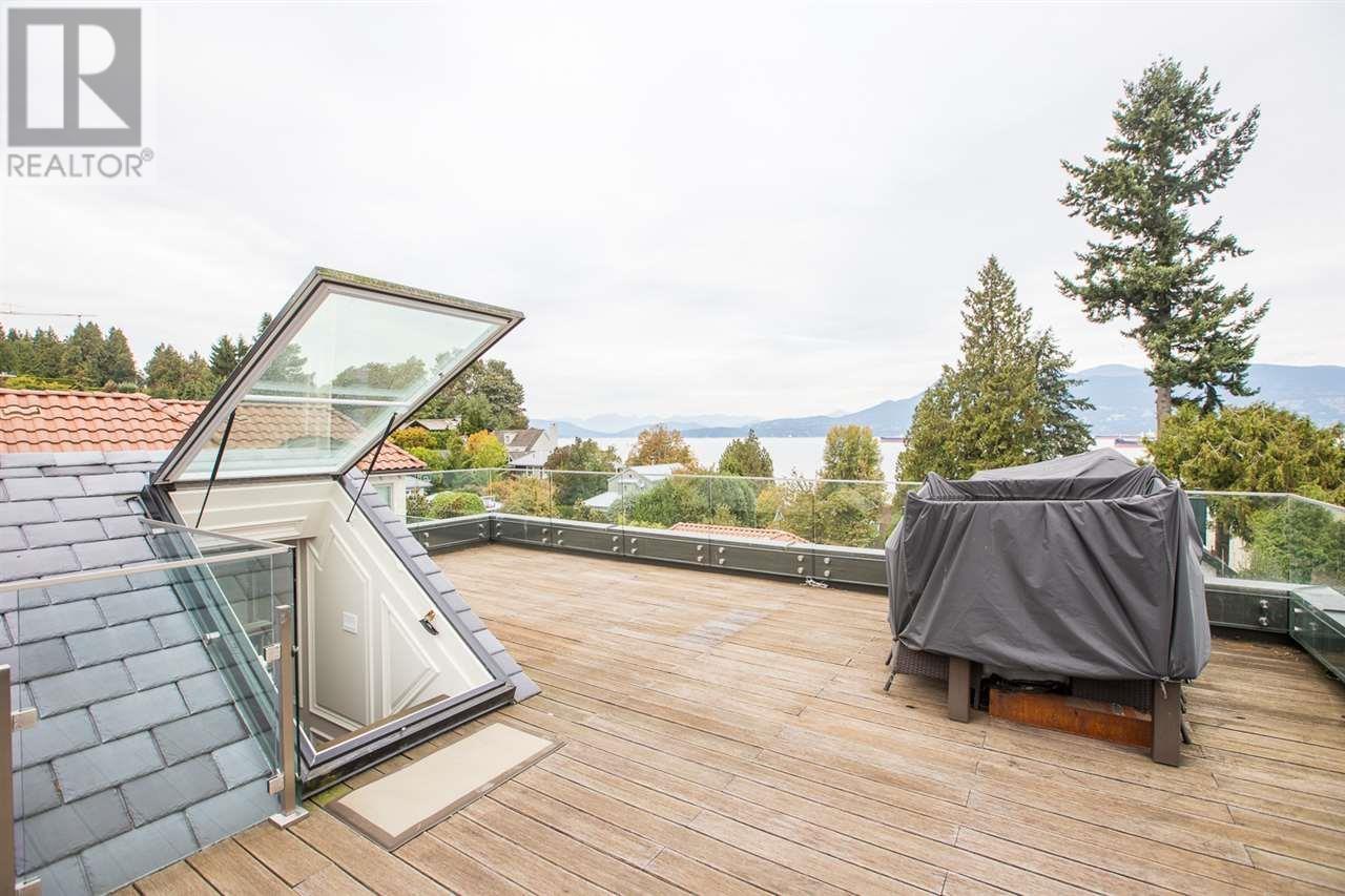 4639 Simpson Avenue, Vancouver, British Columbia  V6R 1C2 - Photo 3 - R2797899