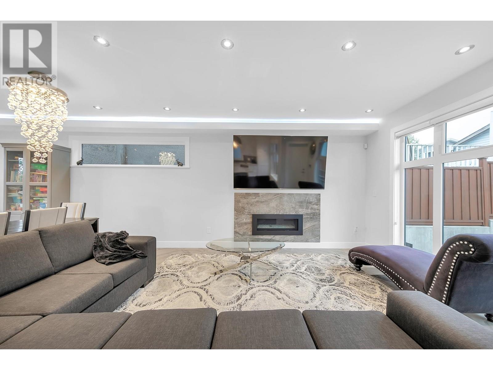 6227 Portland Street, Burnaby, British Columbia  V5J 2S3 - Photo 12 - R2797991