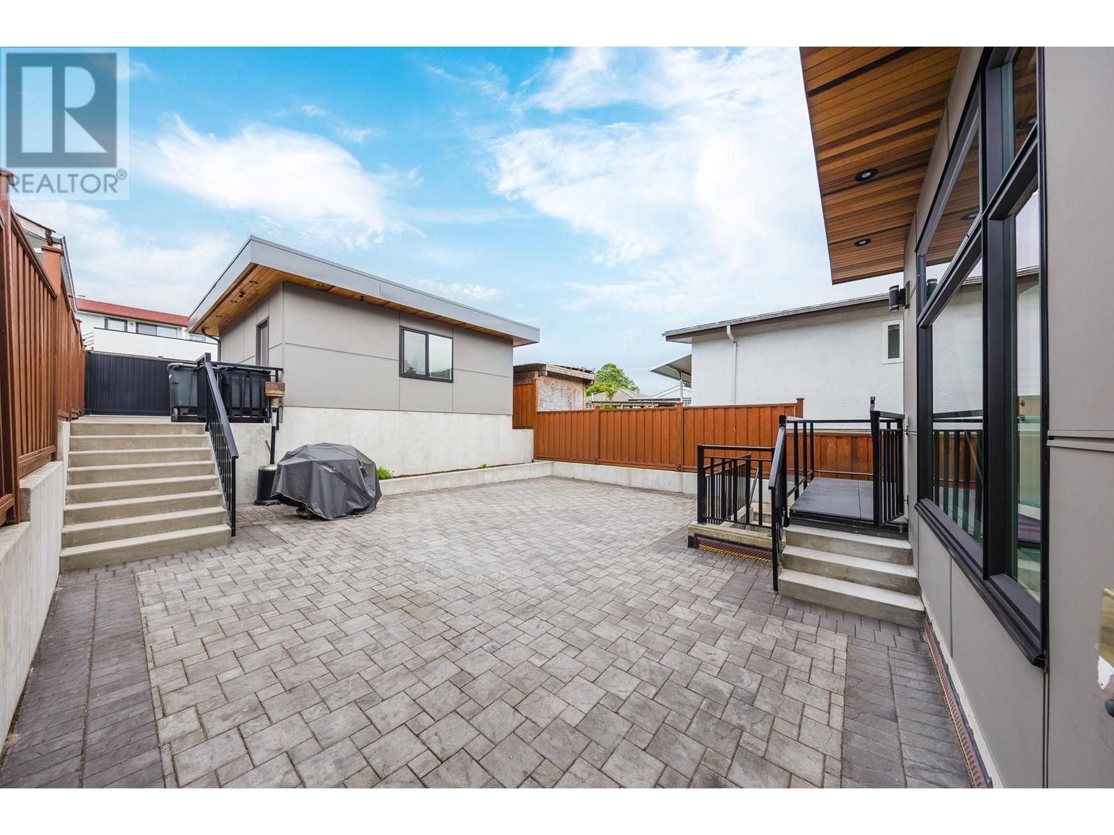 6227 Portland Street, Burnaby, British Columbia  V5J 2S3 - Photo 15 - R2797991