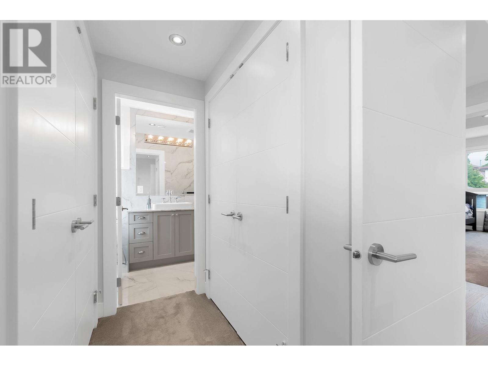 6227 Portland Street, Burnaby, British Columbia  V5J 2S3 - Photo 20 - R2797991