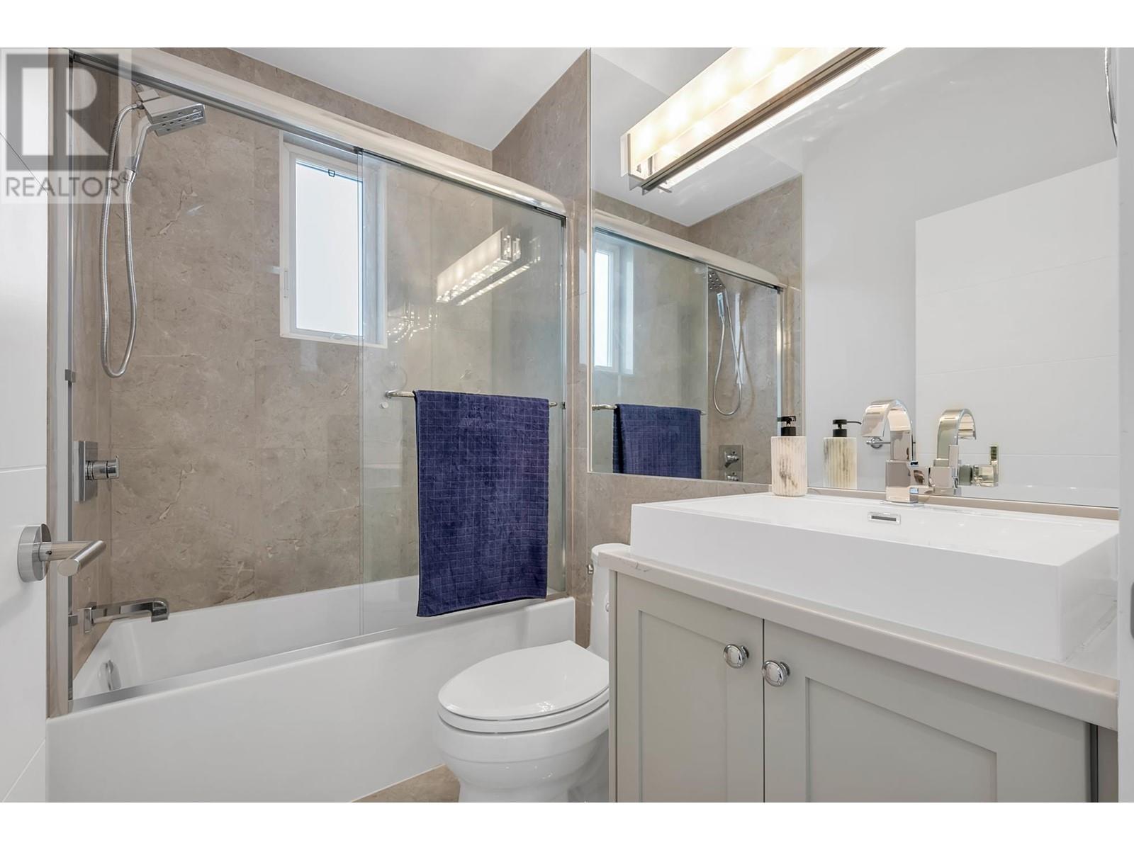 6227 Portland Street, Burnaby, British Columbia  V5J 2S3 - Photo 24 - R2797991