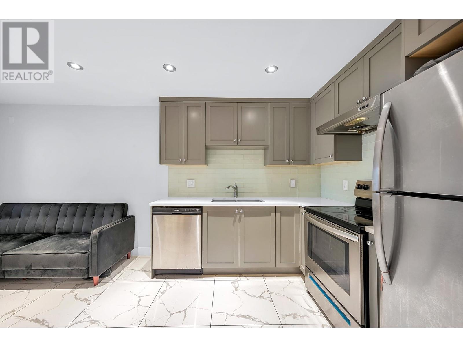 6227 Portland Street, Burnaby, British Columbia  V5J 2S3 - Photo 29 - R2797991